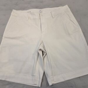 Loft Monroe White Bermuda Shors Size 10.